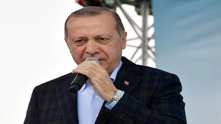 Erdoğan: 'Ana muhalefetin adayı neyi ile milletin karşısında'