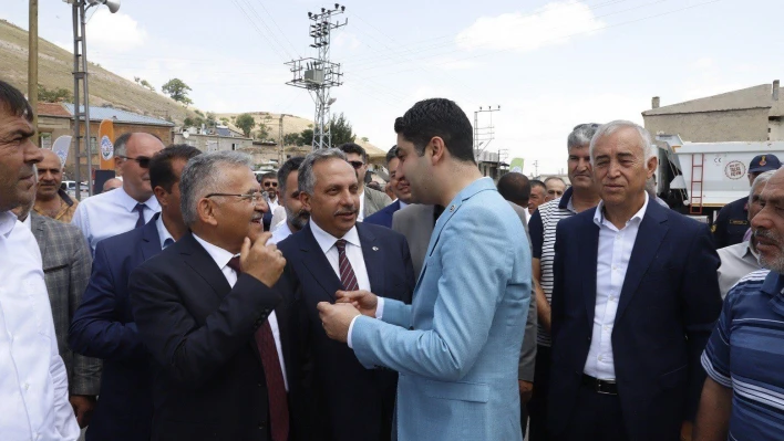 Başkan Büyükkılıç: 'Belediye başkanları olarak, birbirimize kefiliz'