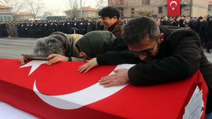 Kayseri'nin şehitleri yan yana uğurlandı