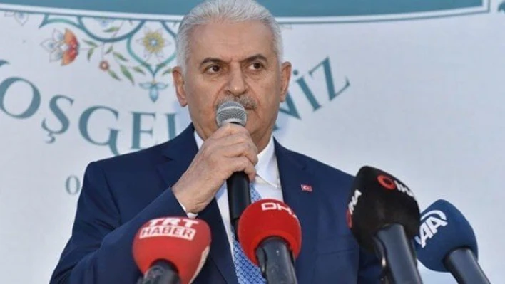 Binali Yıldırım, İstanbul'daki Kayserililer Geleneksel iftar programına  katıldı