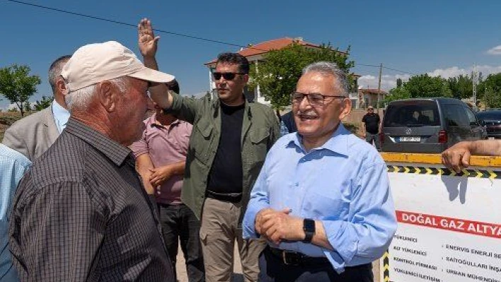 Büyükkılıç, Saroğlan'da doğal gaz çalışmalarını inceledi