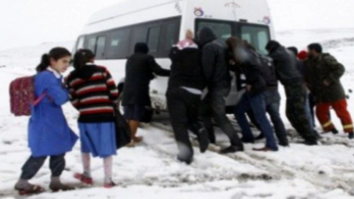 Kayseri'te taşımalı eğitim yapan tüm ilçelerde okullar tatil edildi