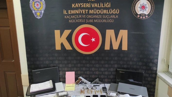 Paravan şirket kurup vatandaşları dolandıran suç örgütüne operasyon: 14 gözaltı