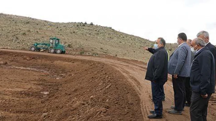 Başkan Yalçın'dan Kepez ve Çömlekçi'ye çıkarma