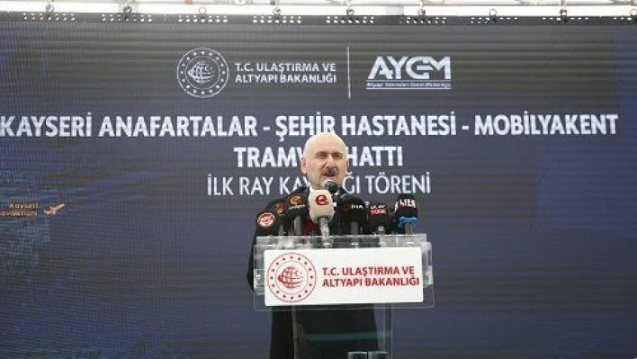 Tramvay hattında ray kaynağı törenine yapıldı