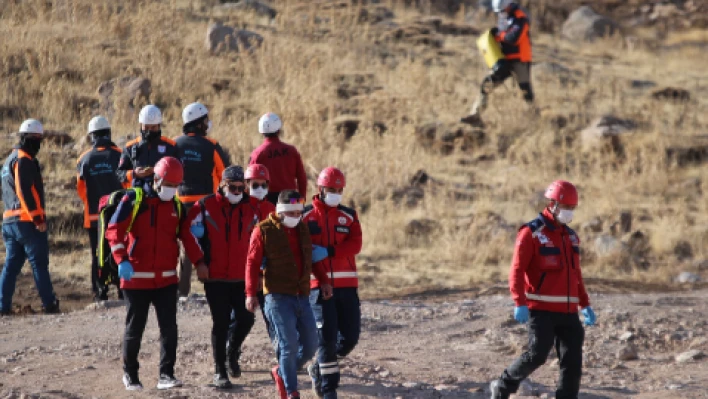 Erciyes'te teleferik tatbikatı