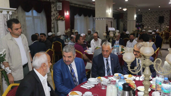 Başkan Çelik, Mazlumder'in iftarına katıldı