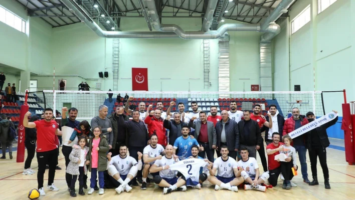 Develi Belediyespor geriden gelerek kazandı