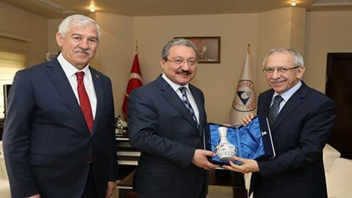 MEB Müsteşar Yardımcısı Prof. Dr. Bilgili'den ERÜ Rektörü Güven'e Ziyaret 