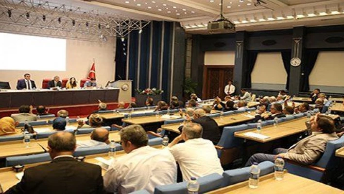 Kayseri, belediye genel meclisindeki kadın oranında 50 ili geride bıraktı