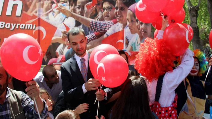 Ülkü Ocakları 23 Nisan Ulusal Egemenlik ve Çocuk Bayramı'nı kutladı 