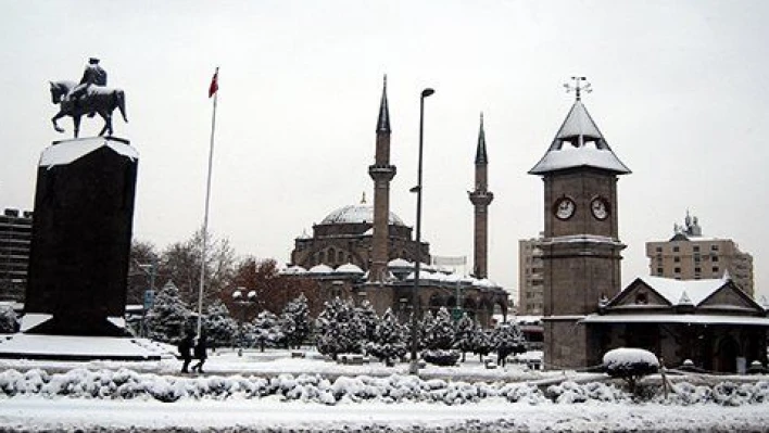 Kayseri beyaza büründü  