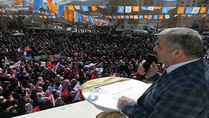 'Kayseri tarihinin en büyük yatırımlarını yapıyoruz'