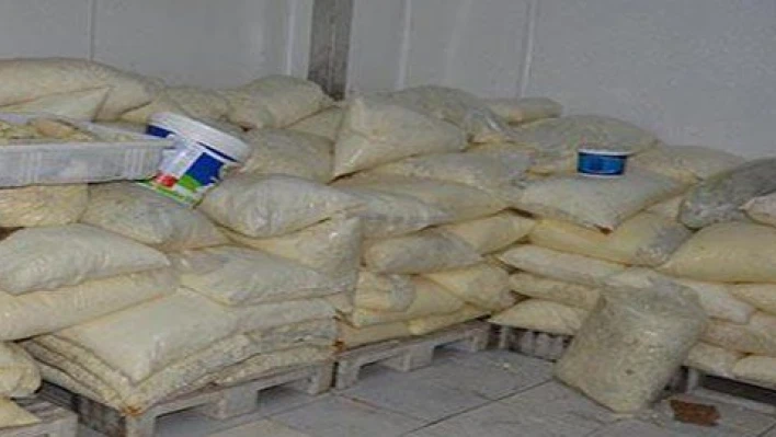 700 kilo küflü peynir imha edildi