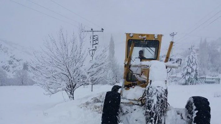 Tipiden dolayı kapanan 83 kırsal mahalle yolunu ulaşıma açtı