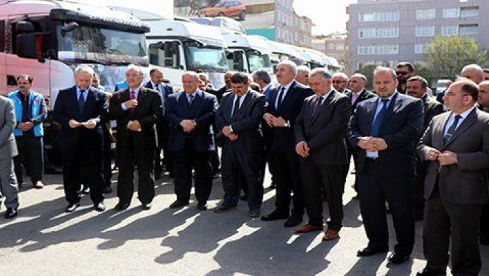 Kayseri'den Halep'e 14 tır yardım malzemesi daha gönderildi 