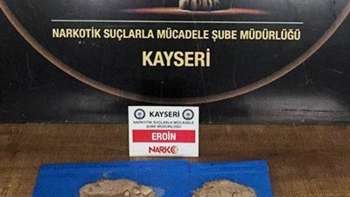 Yolcu otobüsüne uyuşturucu operasyonu