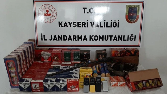 Kayseri'de jandarmadan kaçakçılara gözaltı