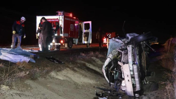 Kayseri-Nevşehir yolunda feci kaza: 3 ölü 6 yaralı