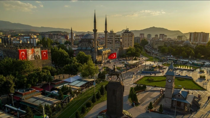 Kayseri'nin en ünlü zincir marketleri teker teker battı! İşte Kayseri'nin iflas eden firmaları…