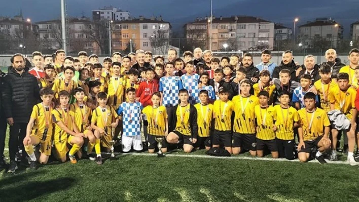 Kayseri'yi U-14 Türkiye Şampiyonası'nda temsil edecek iki takım belli oldu