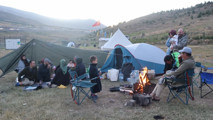 Kayserililer Soluğu Erciyes'te Aldı!