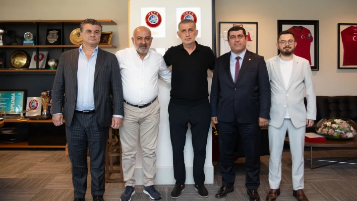 Kayserispor Başkanı Ali Çamlı'dan Hacıosmanoğlu'na Tebrik Ziyareti