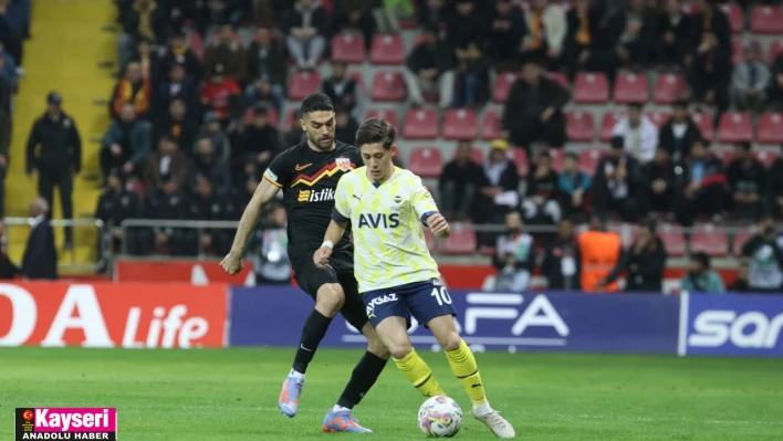 Kayserispor'da Ali Karimi, sakatlandı