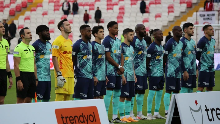 Kayserispor, lige Sivas'ta 42 puanla noktayı koydu: 2-1
