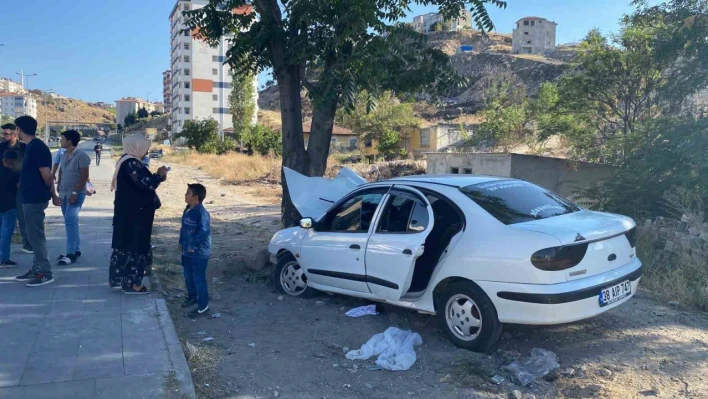 Kayseri'de akıllara durgunluk veren kaza! 3 yaralı