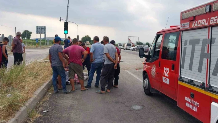 Kozan'da Araç Devrildi, 3 Kişi Yaralandı