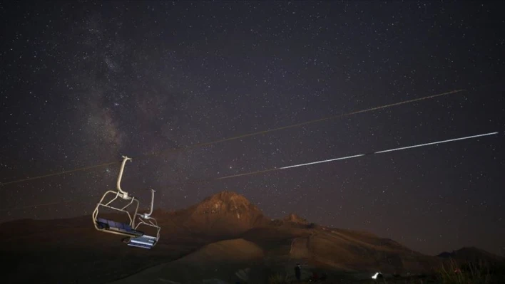 Meteor yağmuru heyecanı Erciyes'te yaşanacak!