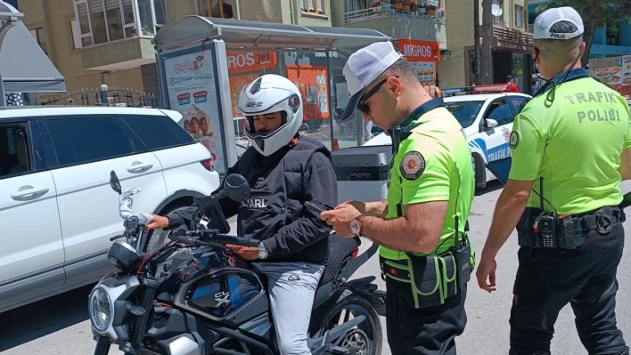 Niğde'de onlarcası trafikten men edildi!