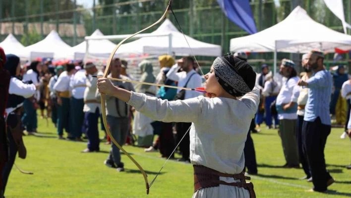 Okçuluk Türkiye Şampiyonası heyecanı, Sivas'ta başladı