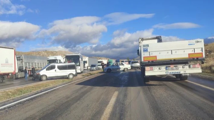 Son dakika! Sarız'da kaza – Yollar kapandı!