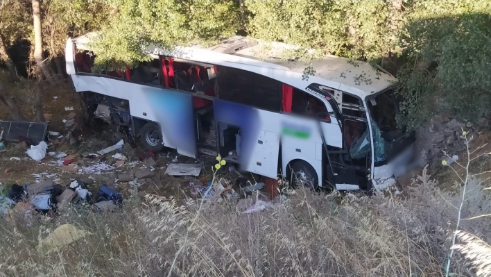 Yozgat'ta feci kazada 19 vatandaş hayatını kaybetti