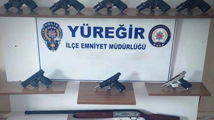 Adana'da 10 Ruhsatsız Silah Yakalandı!