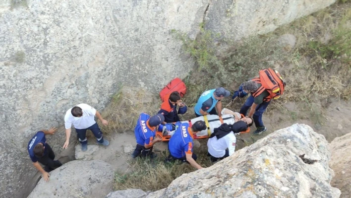 Yürüyüş Sırasında Mahsur Kaldı - Ekipler Kurtardı